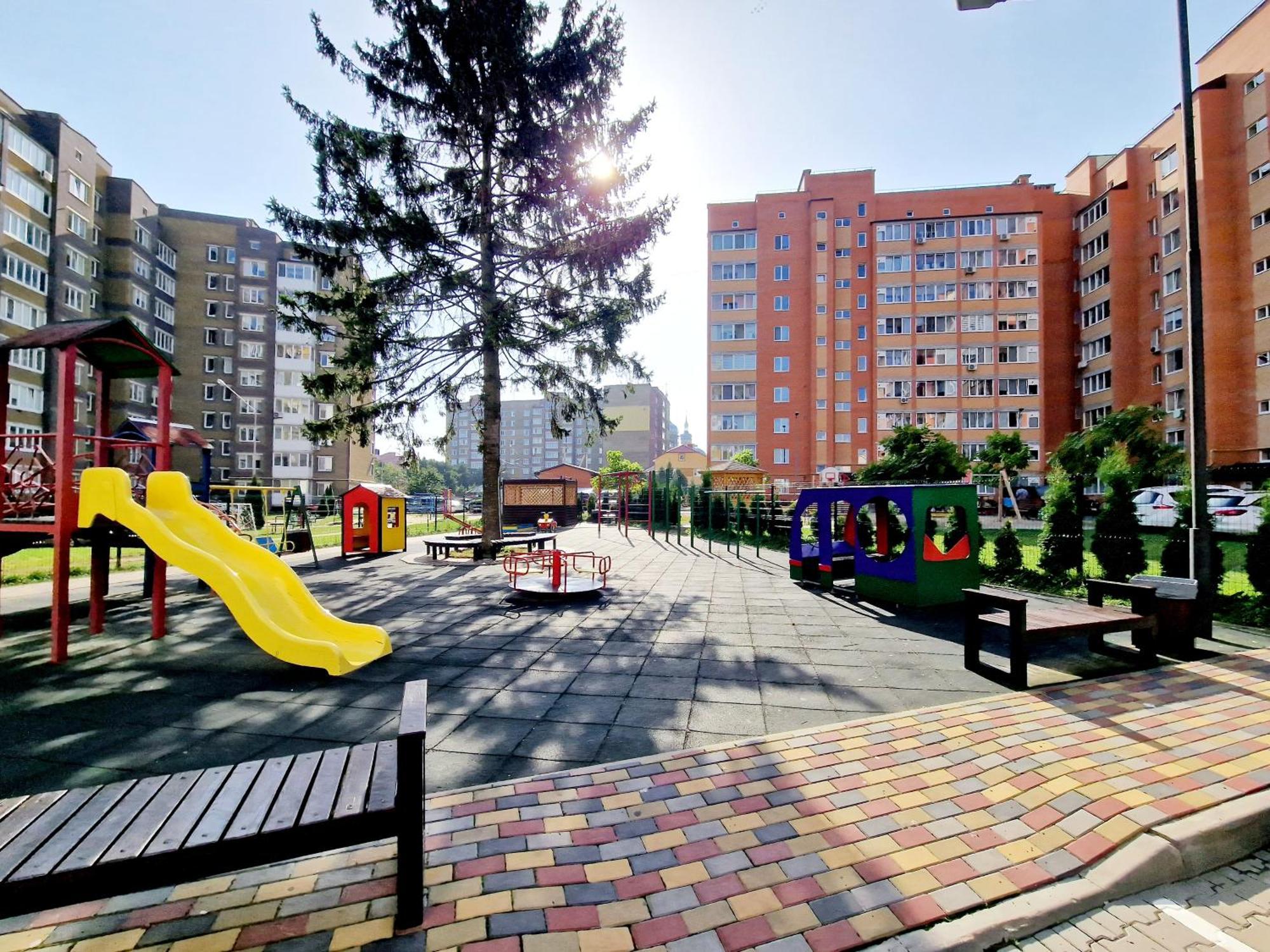 Apartament On Chornovola, 40 Жк "Варварівка" Lutsʼk Exterior foto