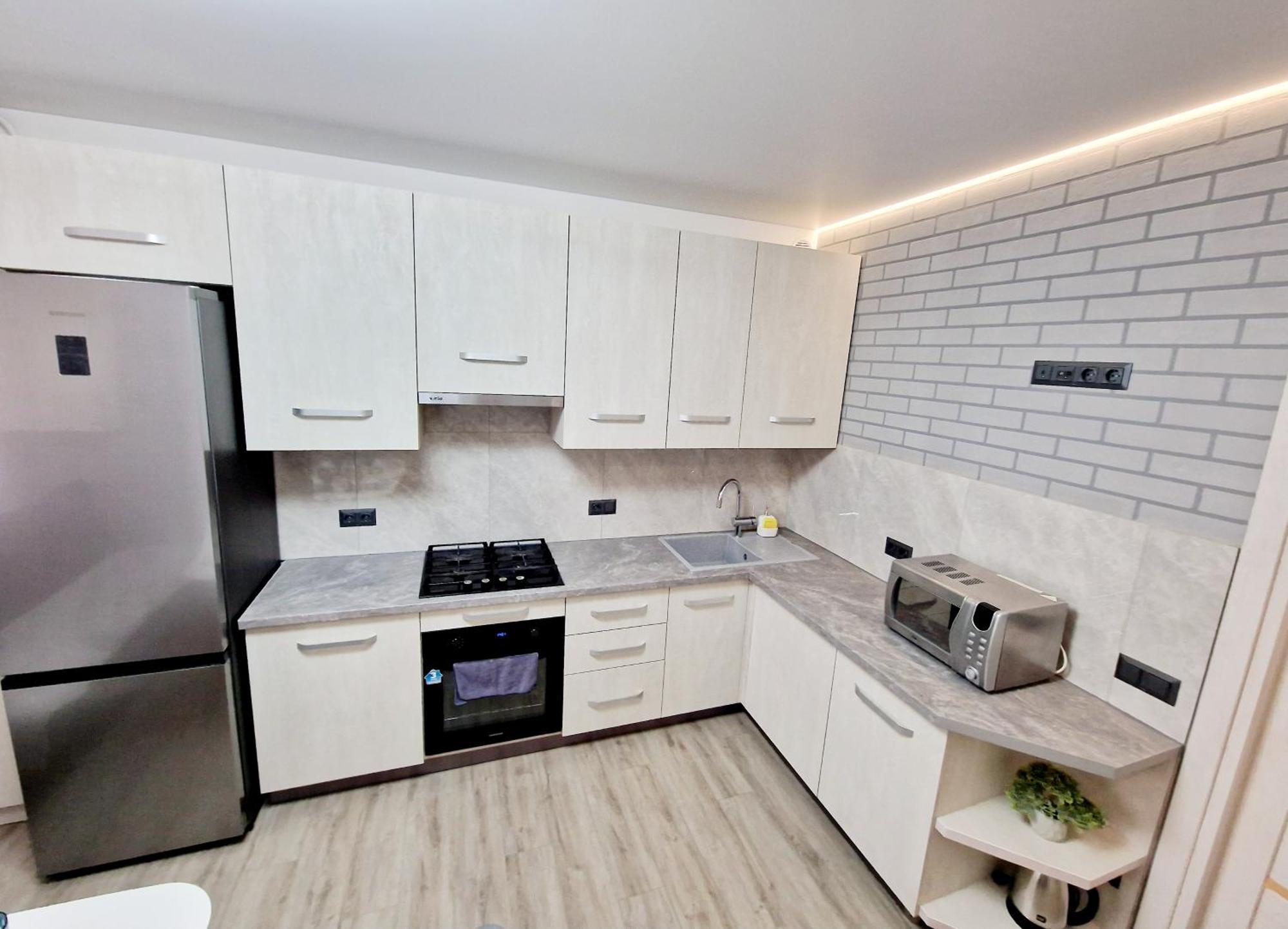 Apartament On Chornovola, 40 Жк "Варварівка" Lutsʼk Exterior foto